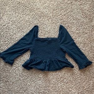 AMERICAN EAGLE CROPPED BLOUSE